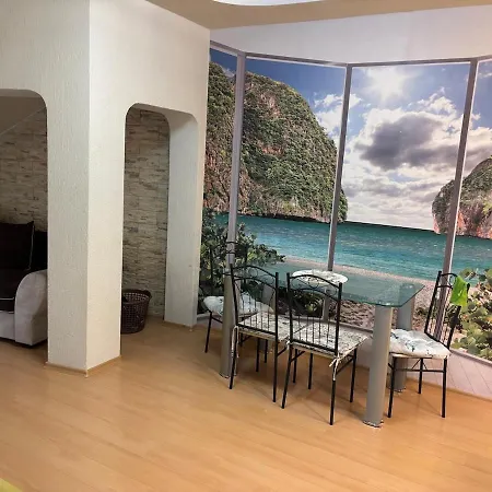 Cozy In Sandanski! Apartman